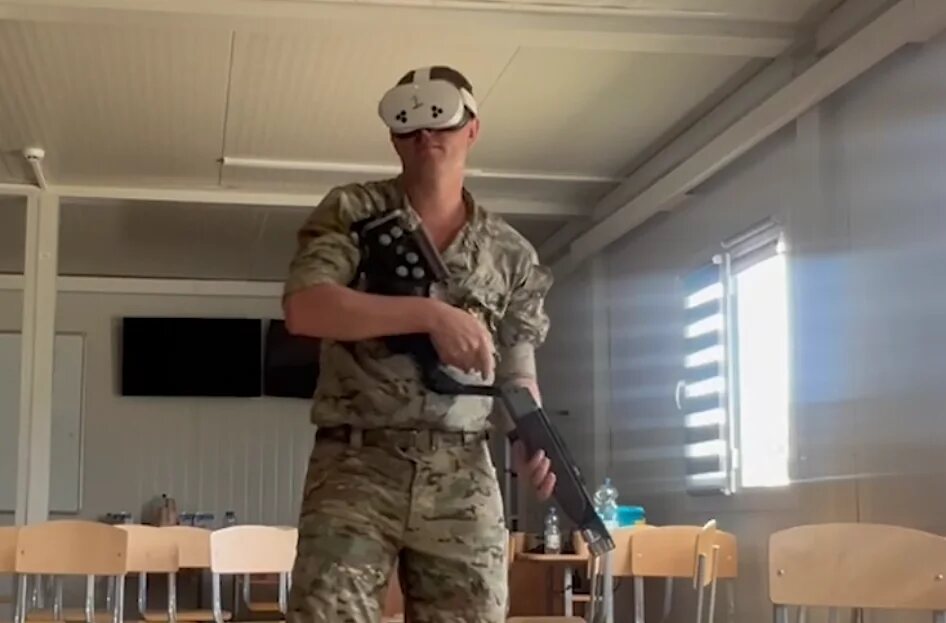Ocena wykorzystania symulacji VR ze strzelbą w szkoleniu wojskowym