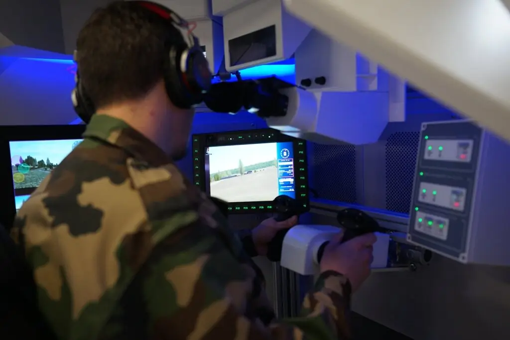 Thales zmodernizuje symulatory czołgów Leopard 2A6FIN dla fińskich sił zbrojnych