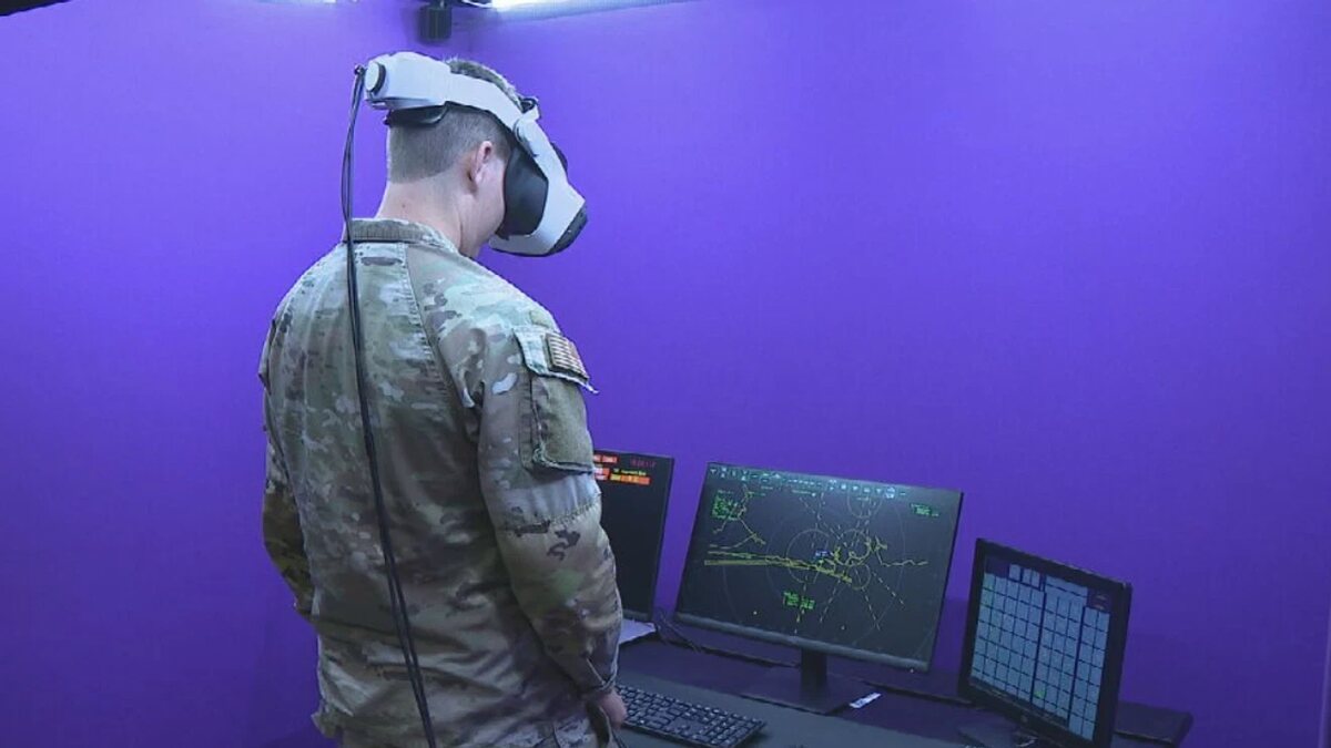 Hurlburt Field wdraża symulator VR do szkolenia kontrolerów ruchu lotniczego
