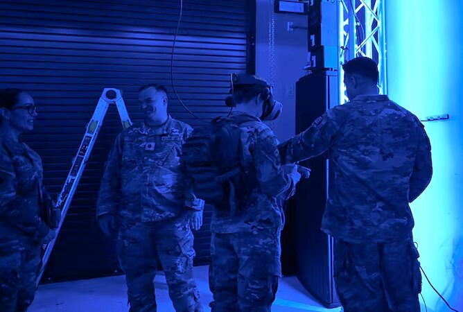 Jednostka Rezerwy Sił Powietrznych USA wdraża centrum szkoleniowe VR, generując znaczne oszczędności