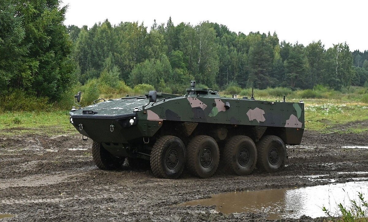 Patria testuje zdalne sterowanie pojazdem opancerzonym AMV z Japonii do Finlandii