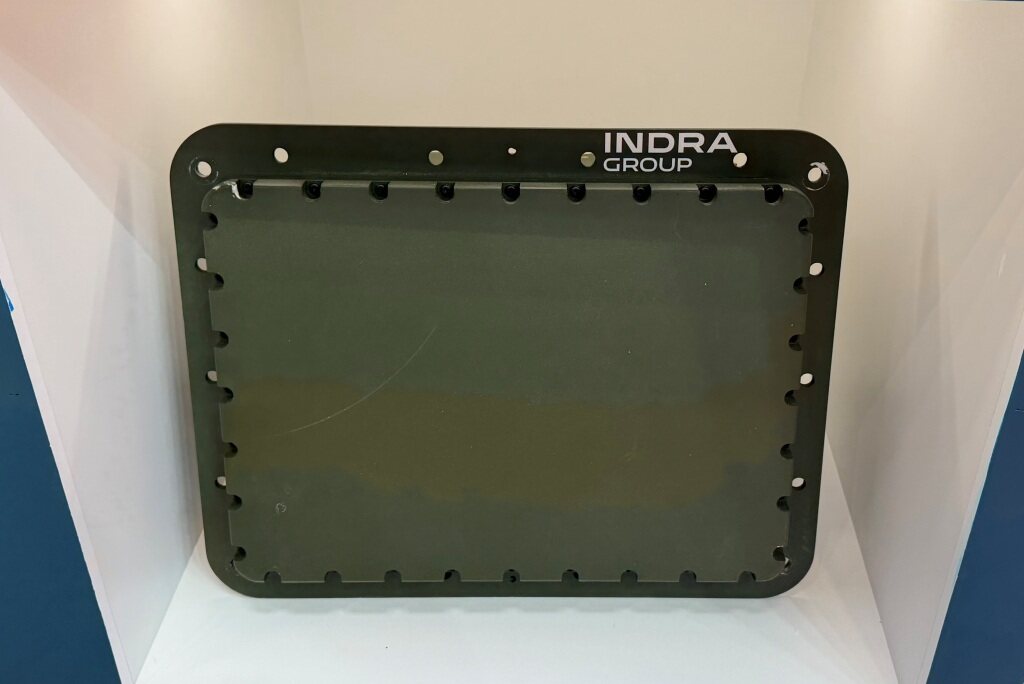 Radar Indra NEMUS na MSPO: Od mikro-dronów po pociski hipersoniczne